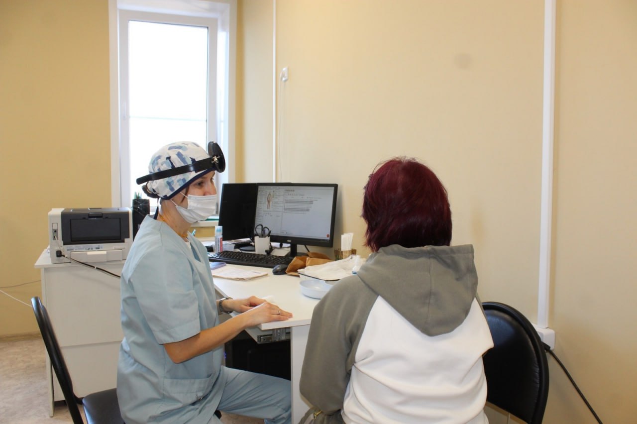 В районной поликлинике ведет прием пациентов новый специалист.